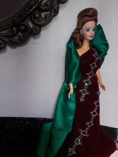 Barbie Collector Bob Mackie Esmeralda