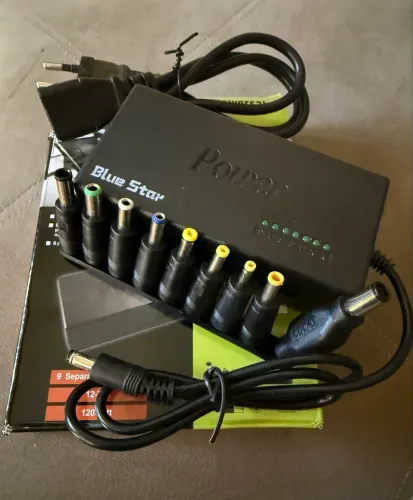 Carregador universal para notebook com todas as entradas