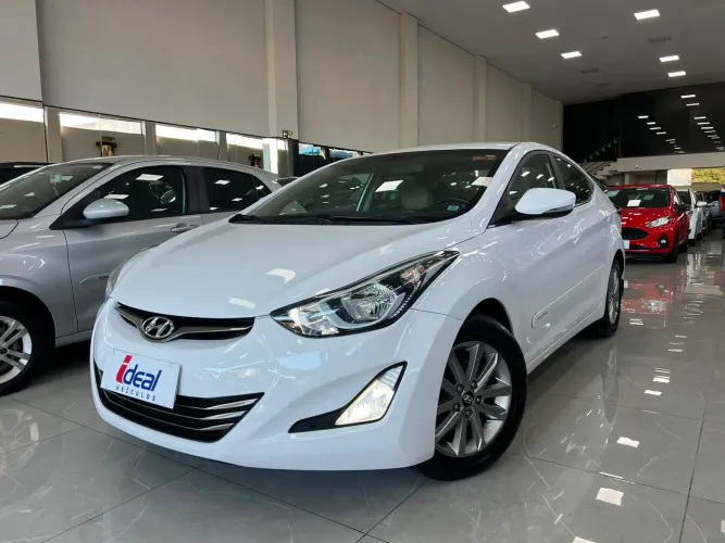Hyundai Elantra GLS 2.0 16V Flex Aut. 2014