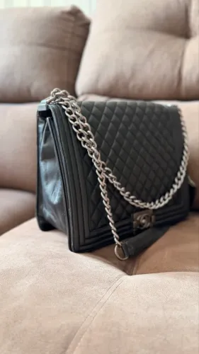 Bolsa Chanel Boy Preta