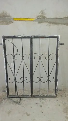 Grade de janela de ferro