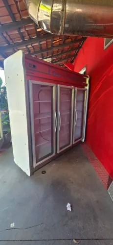 Freezer expositor 3 portas