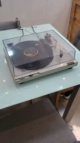Toca disco techinis SL D1