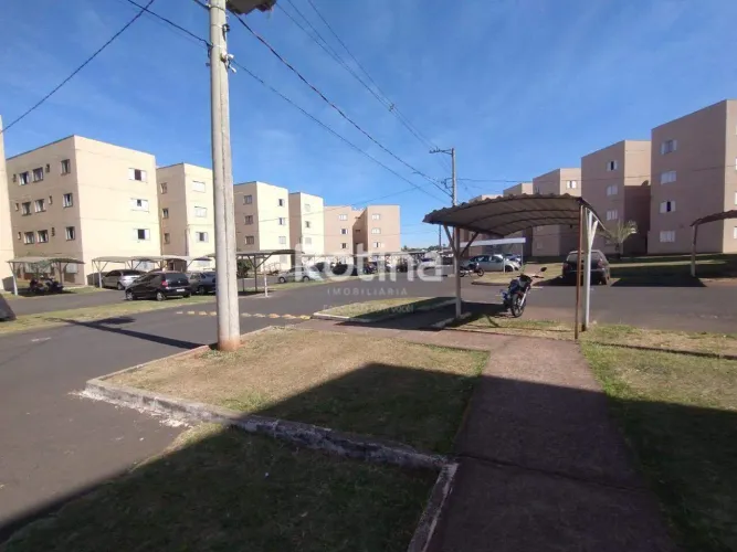 Apartamento para alugar, 2 quartos, Tocantins - Uberlândia/MG - Rotina Imobiliária