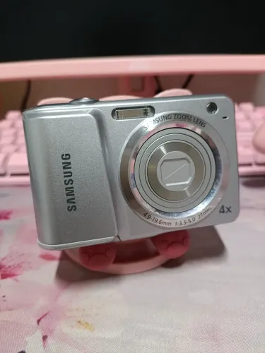 Câmera digital Samsung es25 12 MP(atenção leia a descrição)