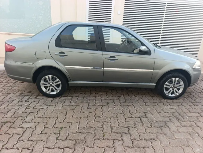 Fiat Siena EL Celeb. 1.0 MPI Fire Flex 8V 4P 2010
