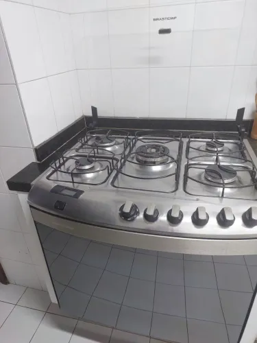 Fogão Brastemp de embutir 5 bocas inox com timer