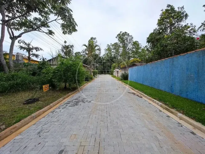 Terreno à venda no Parque do Terceiro Lago