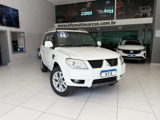 Mitsubishi Pajero TR4 2.0 Flex 16V 4X2 Aut. 2014