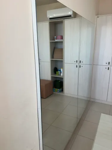 Espelho com Moldura de Parede
