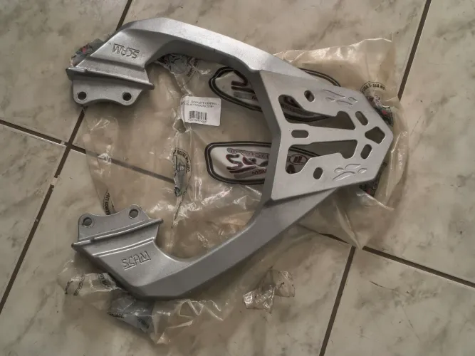 Suporte para baú Yamaha Fazer 250 2018