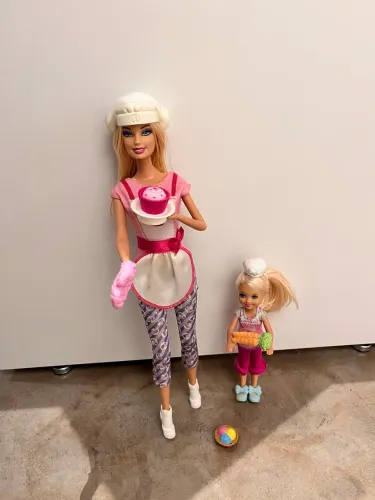 Barbie confeiteira + Chelsea/kelly confeiteira