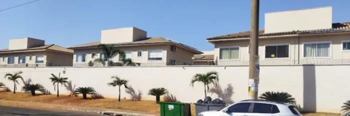 Sobrado em Condomínio fechado 4quartos com 190m2 - Setor Castelo Branco - Goiânia - Go