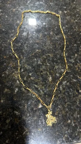 Cordão de ouro e pingente  18k, 15,5 gramas 