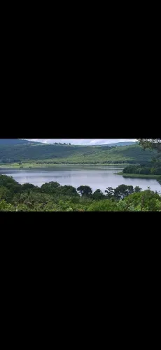 Linda Chácara Barragem de Salinas-MG 