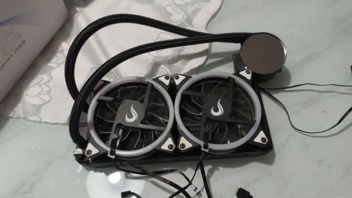 Water cooler eisemode 240 mm black rgb