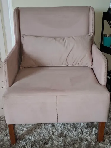 POLTRONA PARA SALA OU QUARTO