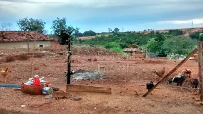 Venda de Terreno / Padrão na cidade de Araraquara