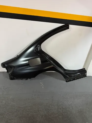 Lateral direita completa BMW G20