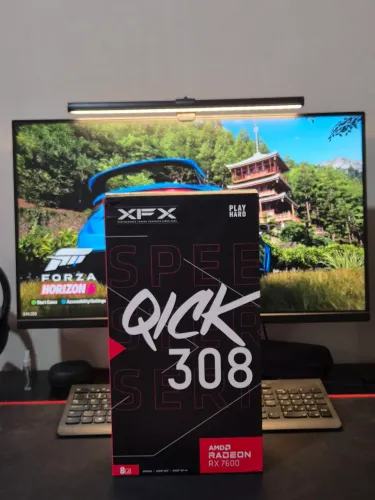 Placa de Video XFX AMD Radeon RX 7600 8GB Triple Fan (3 meses de uso + NF)