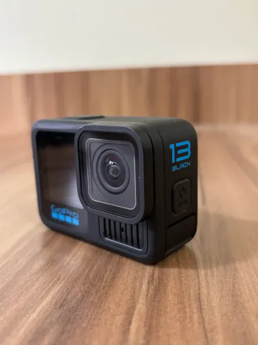 GoPro Hero 13 Black + Maleta e Diversos Acessórios