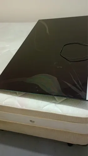 TV para venda - Tela trincada