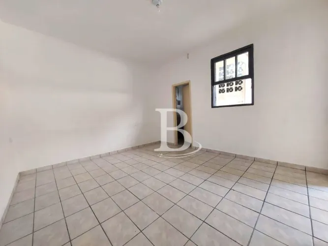 Casa com 1 dormitório para alugar, 38 m² por R$ 926,01/mês - Vila Lucinda - Santo André/SP