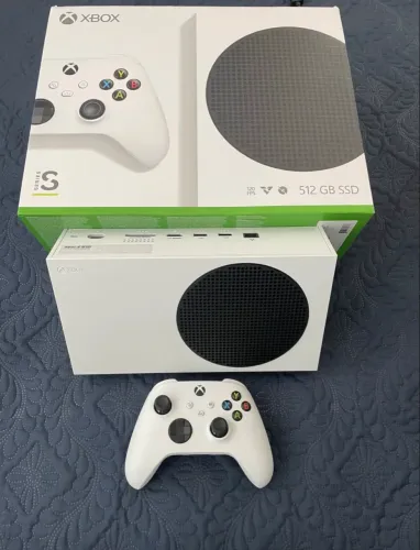 Vendo X box série s pouco usado excelente estado