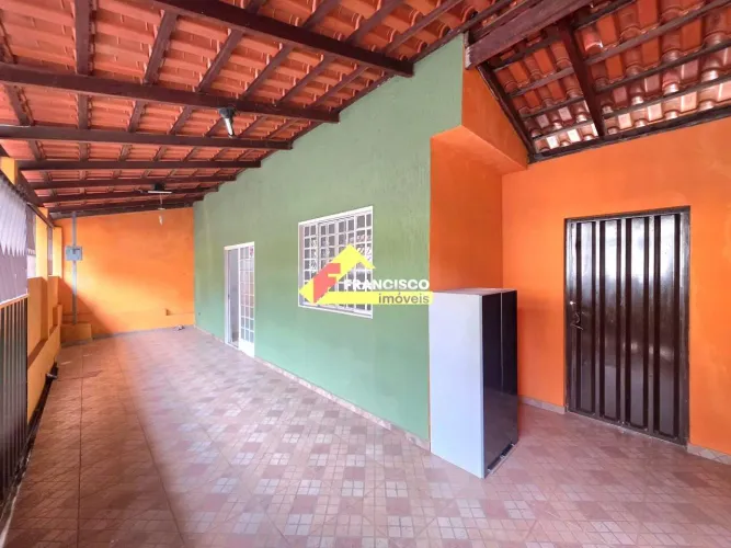 Casa à venda, 3 quartos, 2 vagas, Manoel Valinhas - Divinópolis/MG