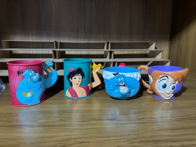 canecas  Disney Aladdin anos 90 coleção 