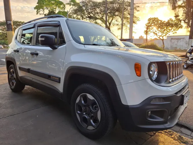 Jeep Renegade Sport 1.8 4X2 Flex 16V Mec. 2016