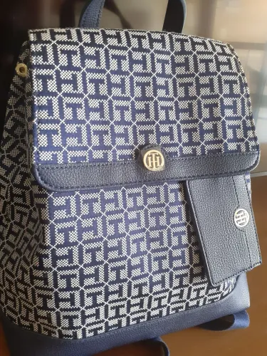Mochila Tommy Hilfiger nova