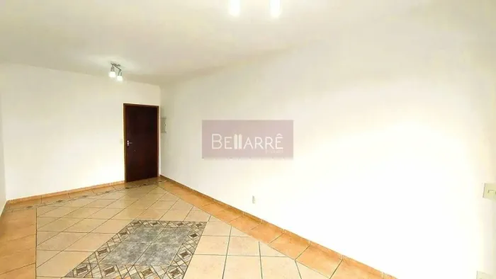 Apartamento Residencial 2 dormitórios para Locação - Jd. Ivana - Rio Pequeno.