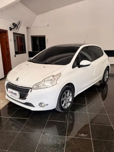 Peugeot 208 Allure 1.5 Flex 8V 5P 2014