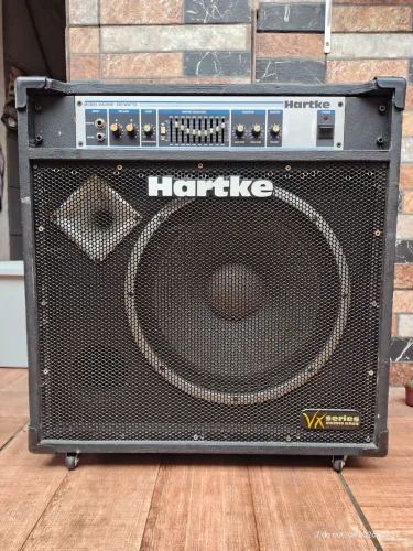 Cubo Hartke HA2500 VX2515