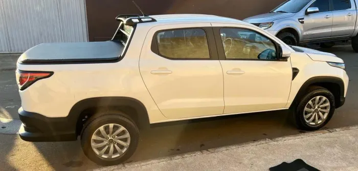 Fiat Strada Freedom 1.3 Flex 8V CD 2023