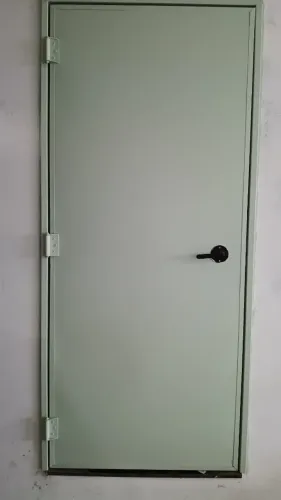 PORTA CORTA FOGO SEMI NOVA, marca LUMA, CATEGORIA P90, 80 x 210