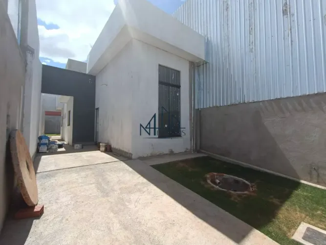 Casa 2 Quartos - Setor Comendador Walmor - Aparecida de Goiânia - GO