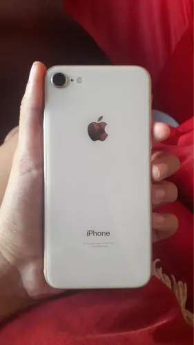 iPhone 8