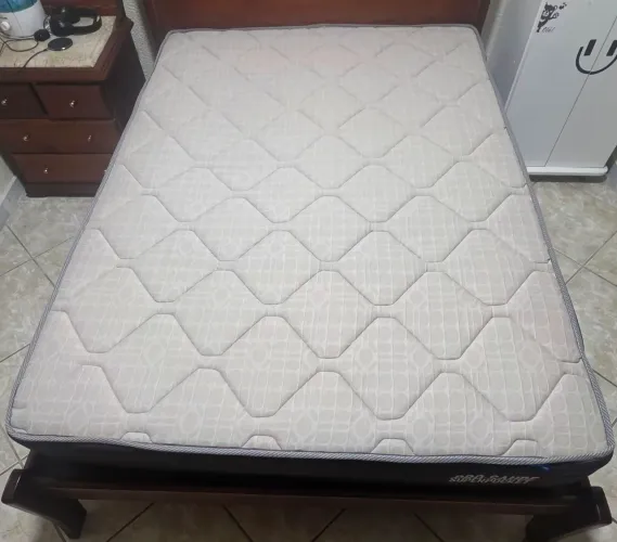 Colchão casal espuma superpocket novo