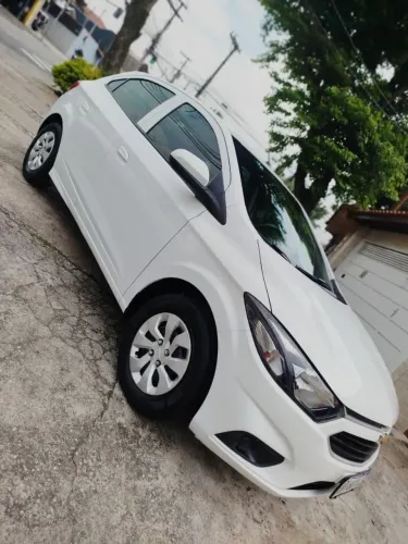 Chevrolet Onix Hatch LT 1.0 8V Flex Mec. 4P 2018