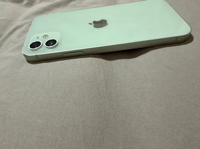 iPhone 12