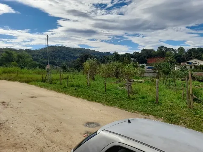 Vendo terreno grande em Magé-RJ R$50.000,00