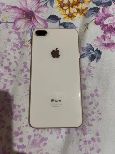 iPhone 8 Plus