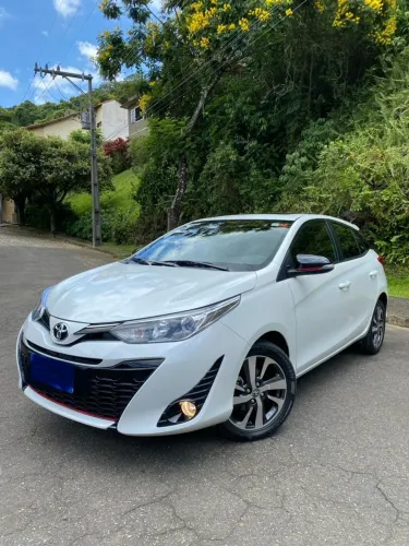 Toyota Yaris S 1.5 Flex 16V 5P AUT 2021