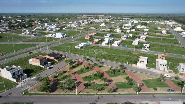 Terreno 8x20 no Loteamento Bem Viver: Preço Imperdível & Infraestrutura Completa!