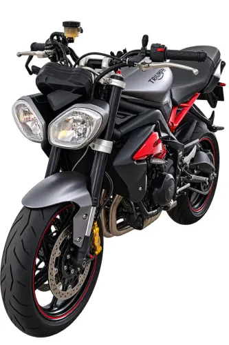 Street triplo 675r