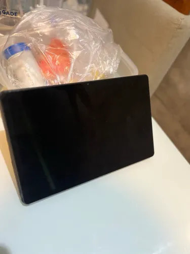 ? Lenovo Tab P11 Plus 64GB 4GB RAM - Excelente Estado