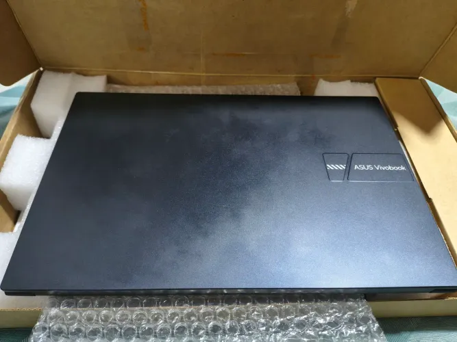 Notebook ASUS VivoBook 15 - Intel Core i5 | 8GB RAM | SSD 512GB | Menos de 1 ano de uso