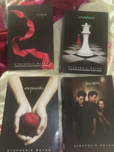 Coleção completa crepúsculo (4 livros)